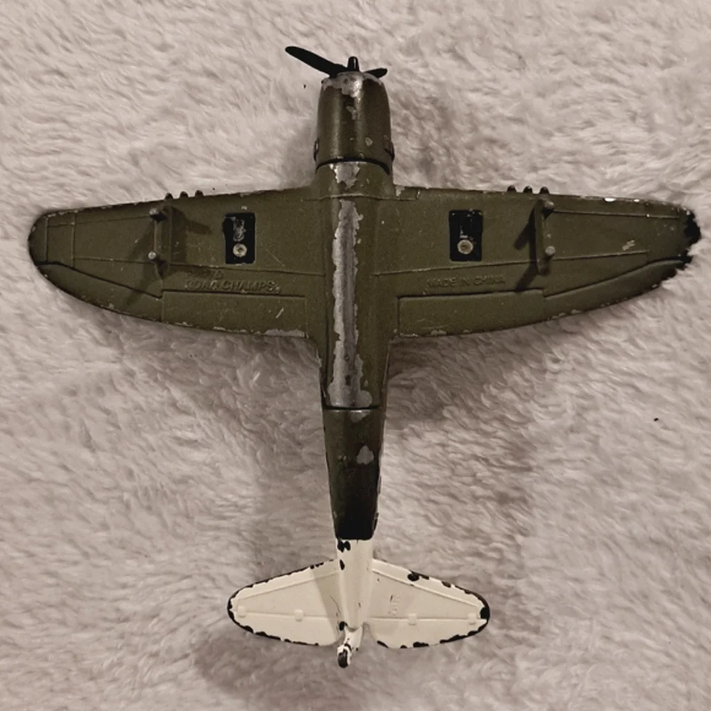 🪖 Vintage P-47D Diecast Road Champs Thunder Jug Metal Military Aircraft - Picture 8 of 11